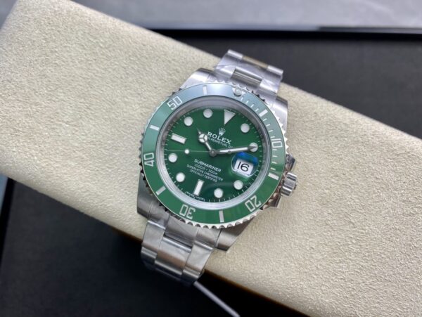 rolex submariner oystersteel strap green