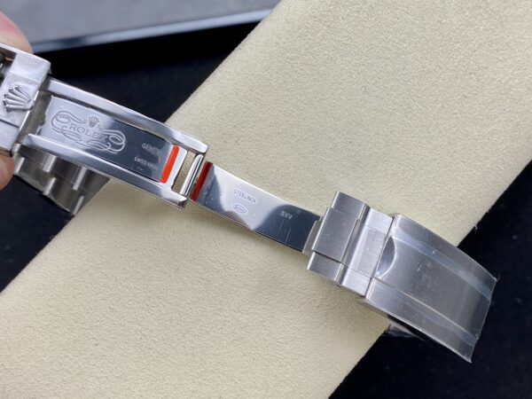 rolex submariner oystersteel strap green