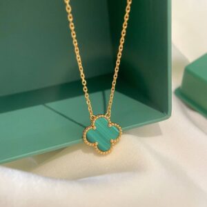 van cleef & arpels necklace malachite