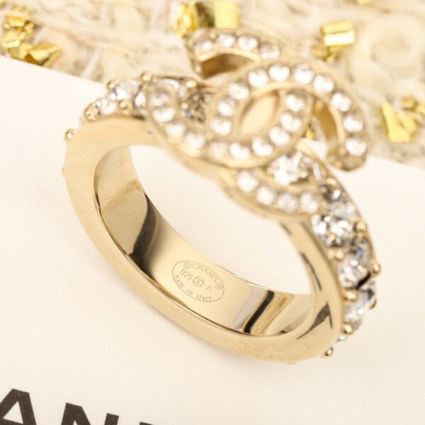CHANEL 25P Rhinestone Crystal CC Matelassé Ring Set
