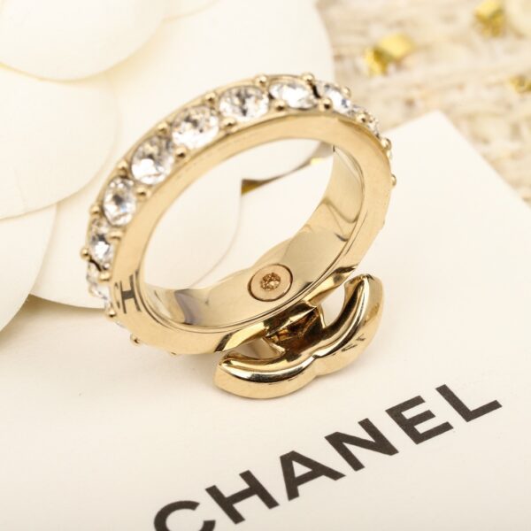 CHANEL 25P Rhinestone Crystal CC Matelassé Ring Set