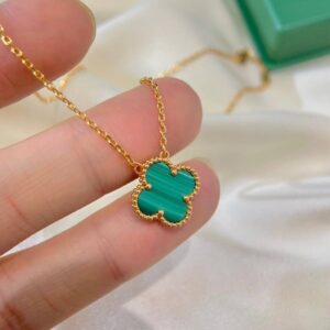 van cleef & arpels necklace malachite