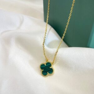 van cleef & arpels necklace malachite