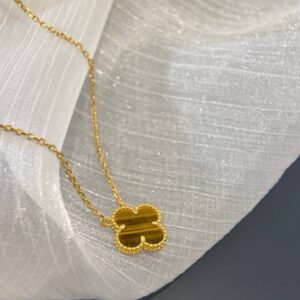 van cleef & arpels necklace