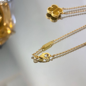 van cleef & arpels necklace