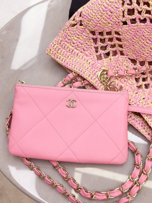 chanel 24a cocobeach collection raffia small tote bag