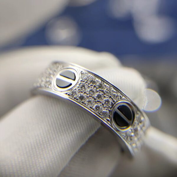 0d974f1036ced18ee6ae33ff4f5ff566 Cartier Love diamond-paved ceramic White gold