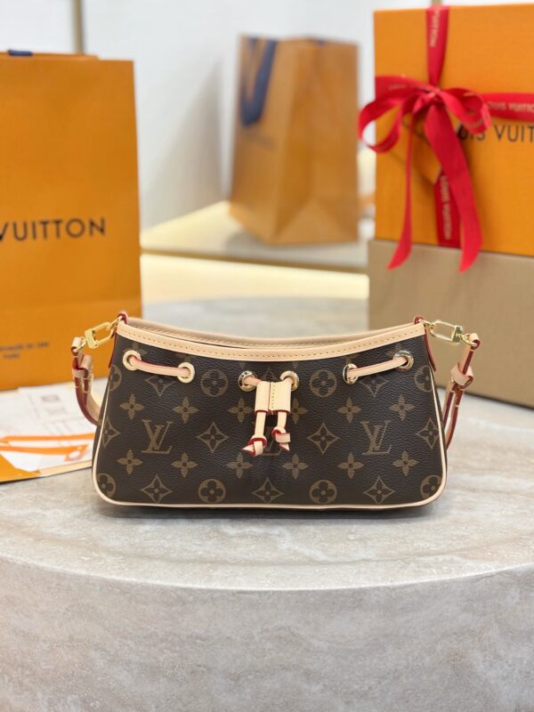lv nano frivole m29537