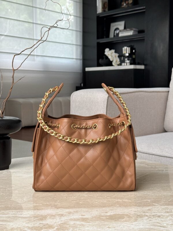 chanel 25bag caviar leather in caramel