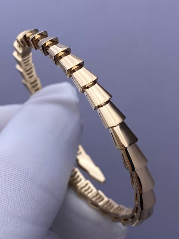 1a3f2c58cb45664ded8874be758e2215 BVLGARI Serpenti Viper Bracelet