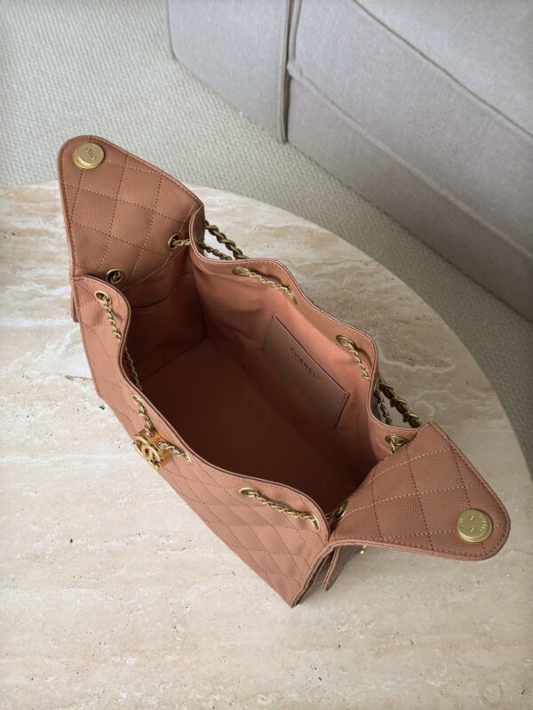 chanel 25bag caviar leather in caramel
