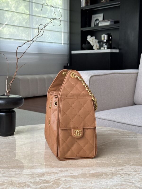 chanel 25bag caviar leather in caramel