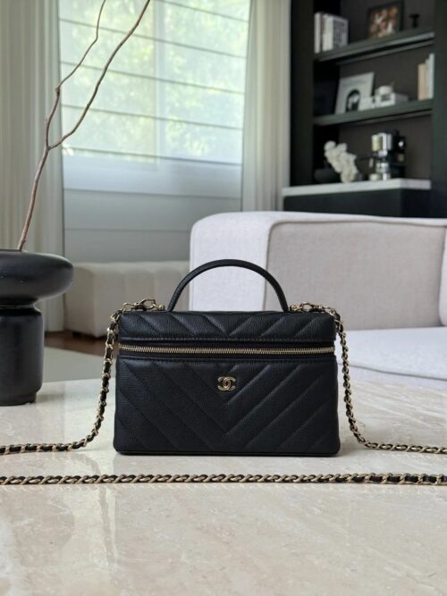 chanel vanity with chain grained shiny calfskin