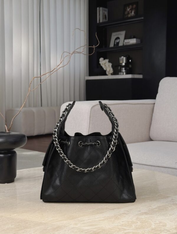 chanel 25bag caflskin in black with charcoal color hardware