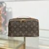 lv toiletry bag m11750