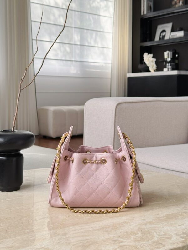 chanel 26c mini hobobag calfskin in pink