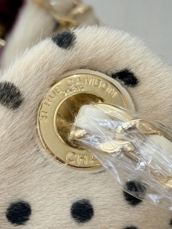 chanel 25 mini handbag lambskin