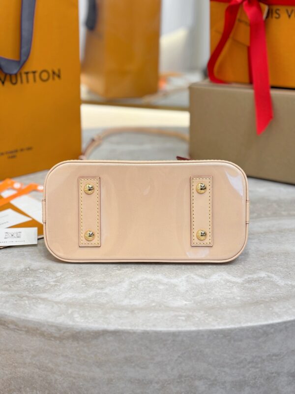 lv alma bb