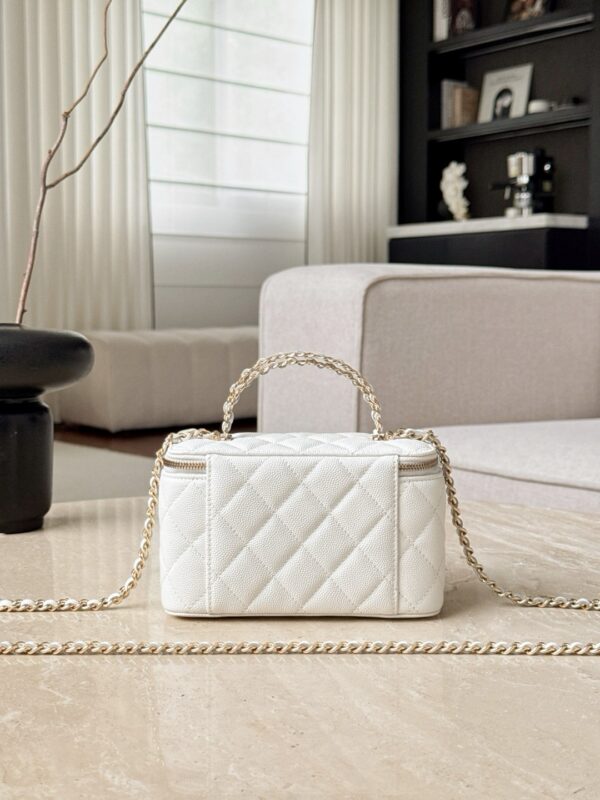 chanel 26s long vanity with chain grained shiny calfskin