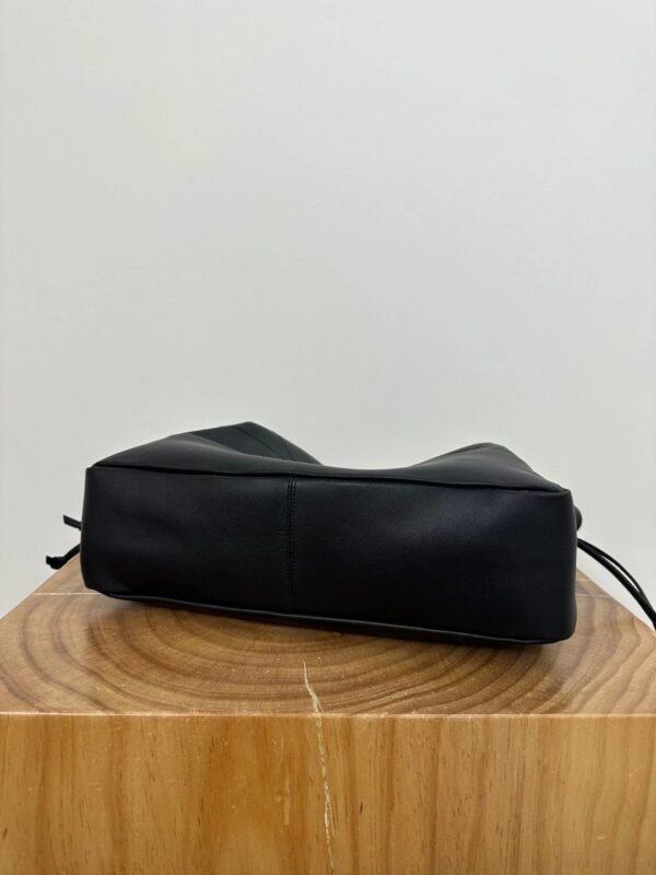 ysl jamie shopping in lambskin