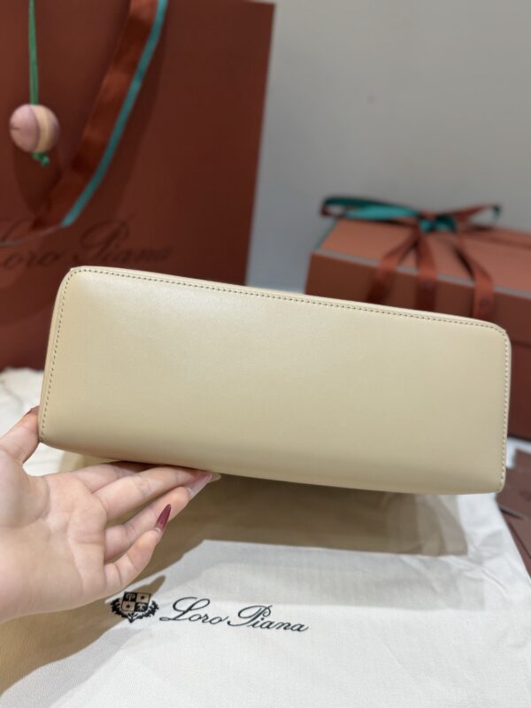 LP Extra Bag L27 Smooth Calfskin