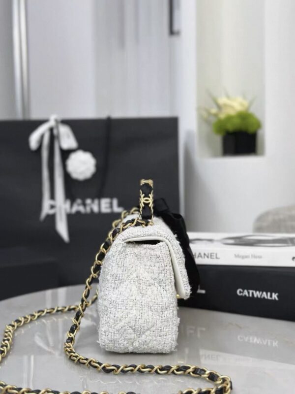 CHANEL Mini flap bag with top handle Tweed ,Silk
