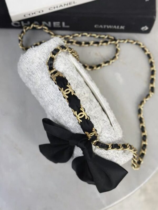 CHANEL Mini flap bag with top handle Tweed ,Silk