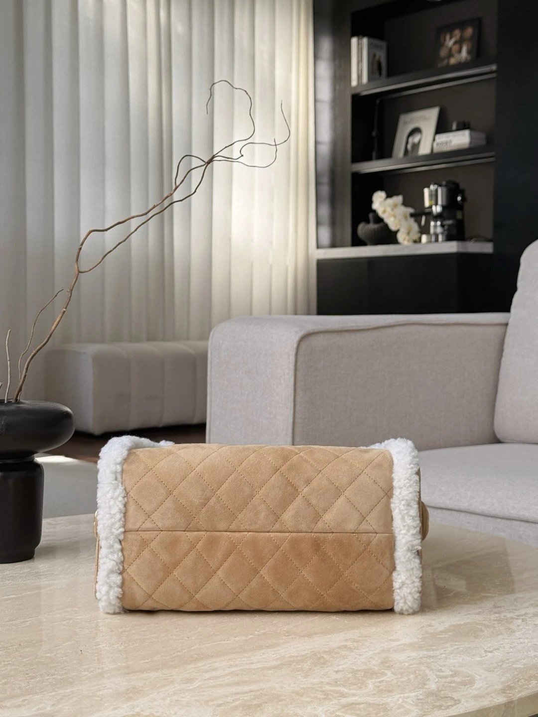 IMG_0468 CHANEL Flap bag Lambskin black & white - 图片 2