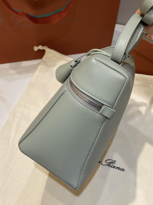 LP Extra Bag L27  Calfskin