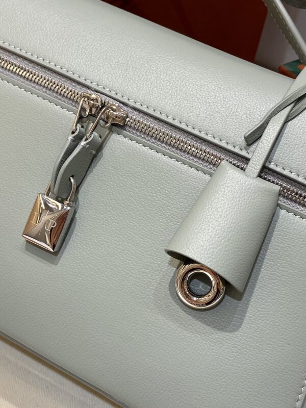 LP Extra Bag L27  Calfskin