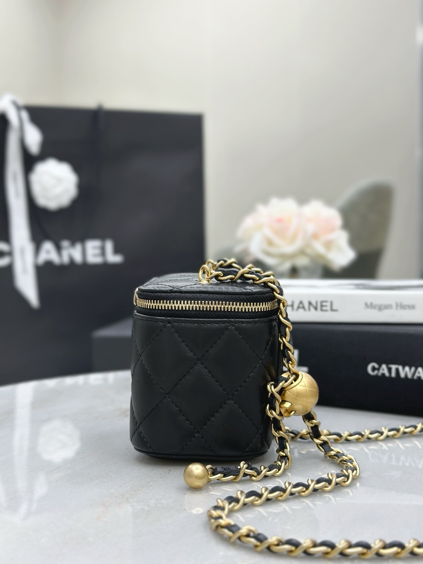 IMG_0580 CHANEL 24K Lambskin MINI Vanity Bag - 图片 4