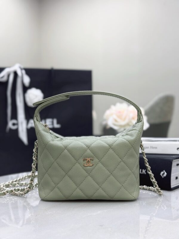 CHANEL 25B Handbag