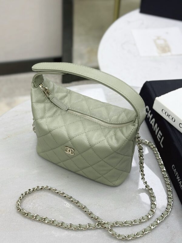 CHANEL 25B Handbag