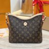 LV Line-Up BB  M28423
