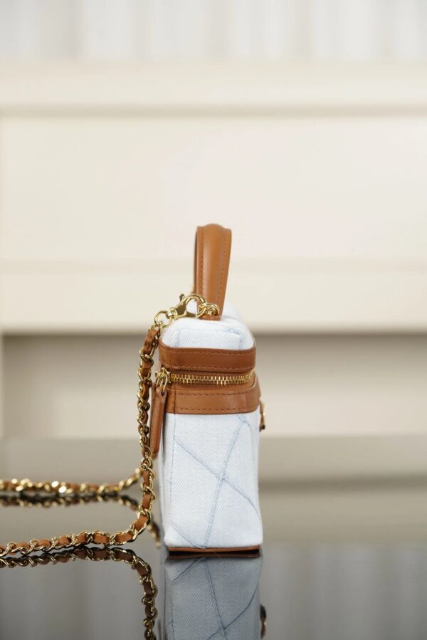 CHANEL Washed Denim Calfskin Vanity Case With Chain Blue Brown