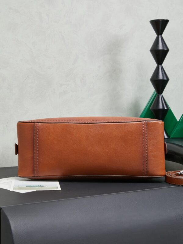 MIUMIU Vivant Leather bag