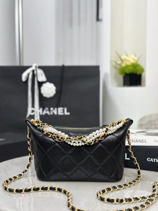 CHANEL 26C Peral shiny lambskin hobo bag