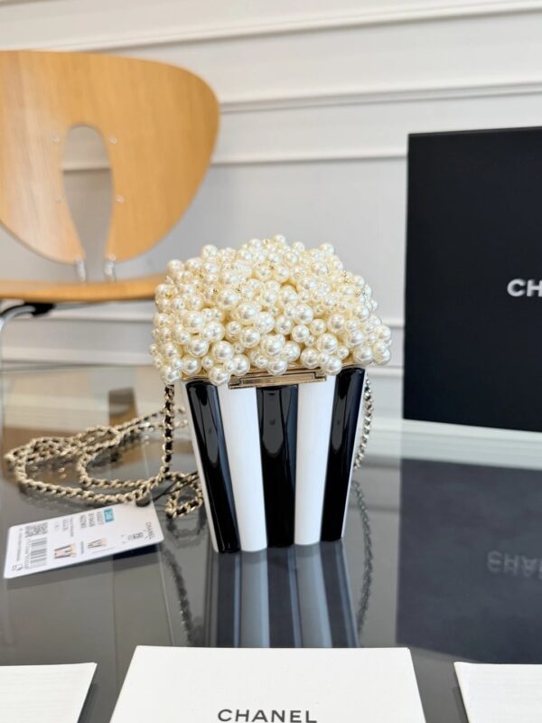 CHANEL POPCORN MINAUDIERE