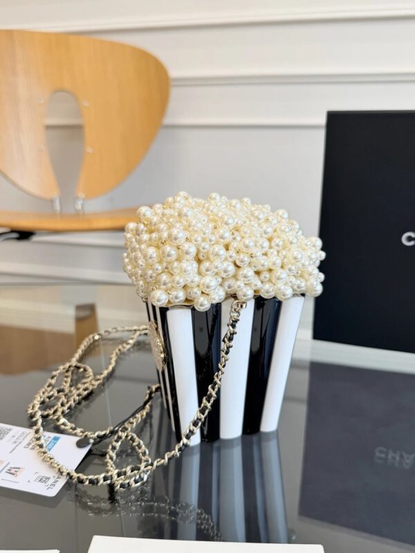 CHANEL POPCORN MINAUDIERE