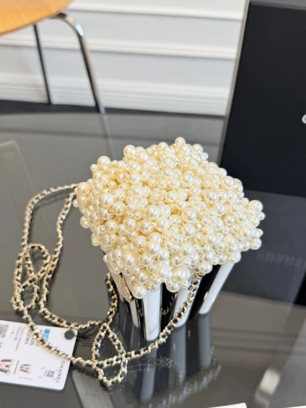 CHANEL POPCORN MINAUDIERE
