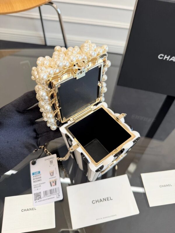 CHANEL POPCORN MINAUDIERE