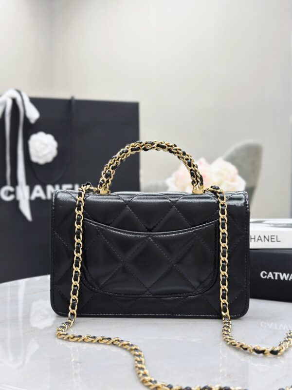 CHANEL Wallet On Chain Shiny Lambskin