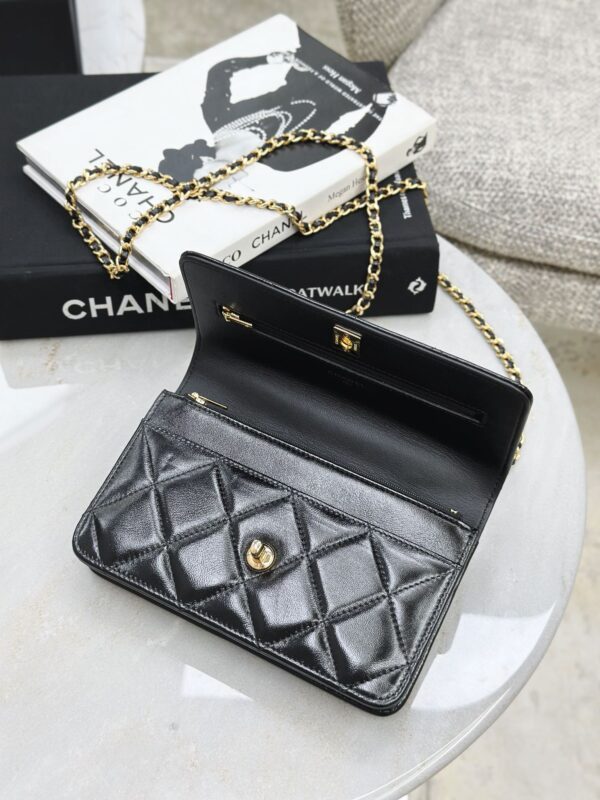 chanel wallet on chain shiny lambskin