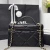 CHANEL 25K Vanity with chain – Grained calfskin