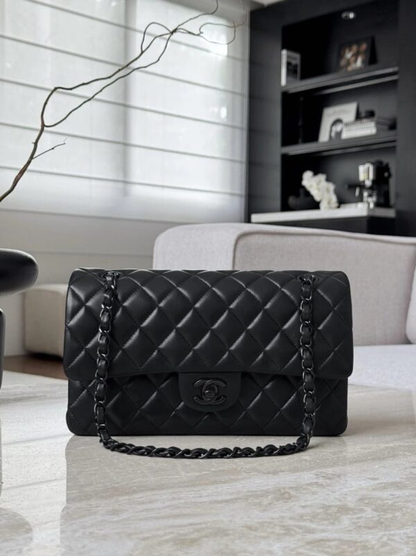 chanel so black medium lambskin flap bag