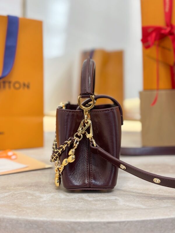 LV Capucines East-West Mini Grenat Red M25473