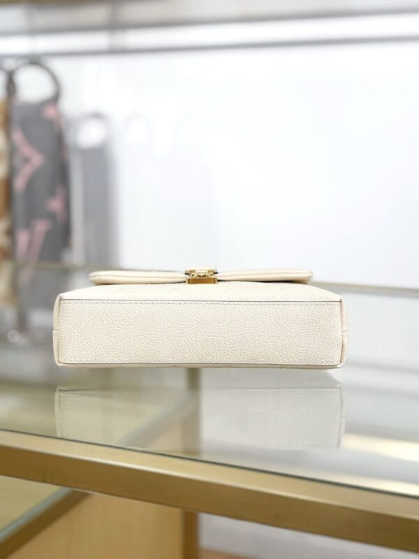 LV Nano Madeleine M12145