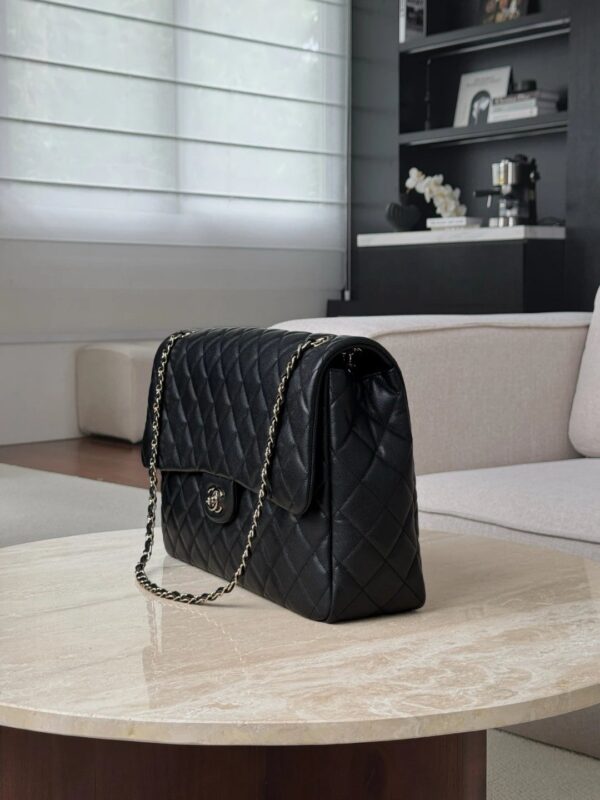 CHANEL CF MAXI Caviar Leather