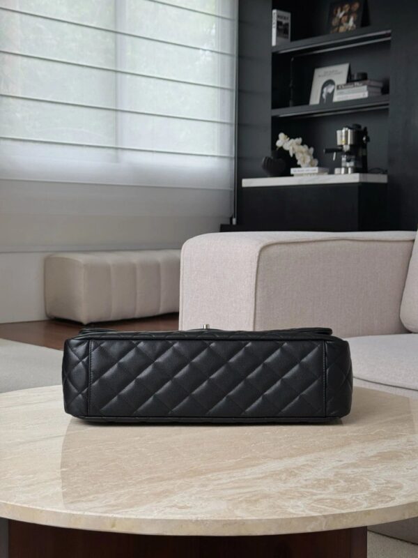 CHANEL CF MAXI Caviar Leather