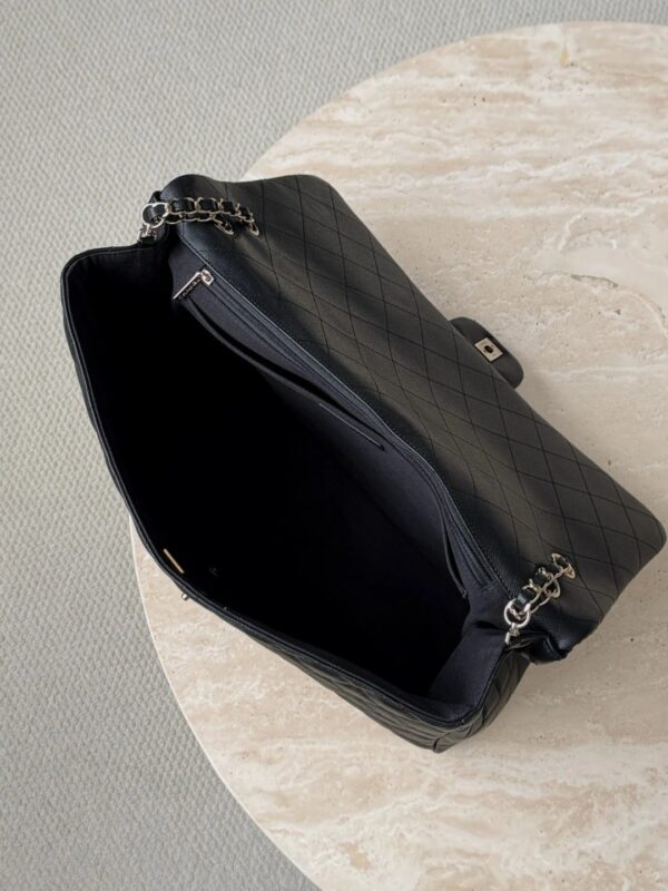 CHANEL CF MAXI Caviar Leather